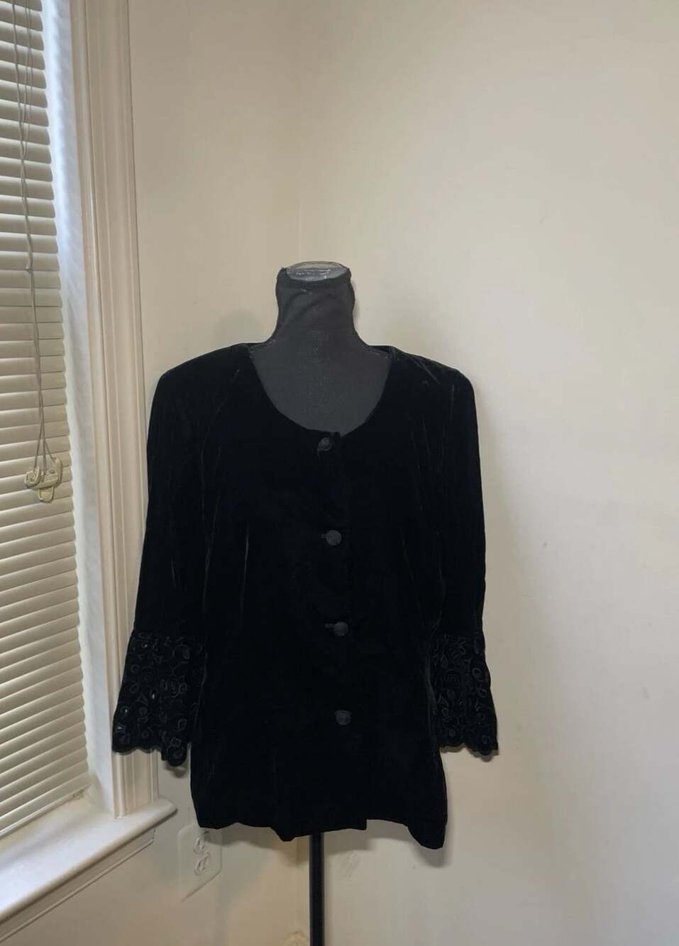 Kasper Women's Black Velvet Button-Front Jacket with Embroidered Cuffs